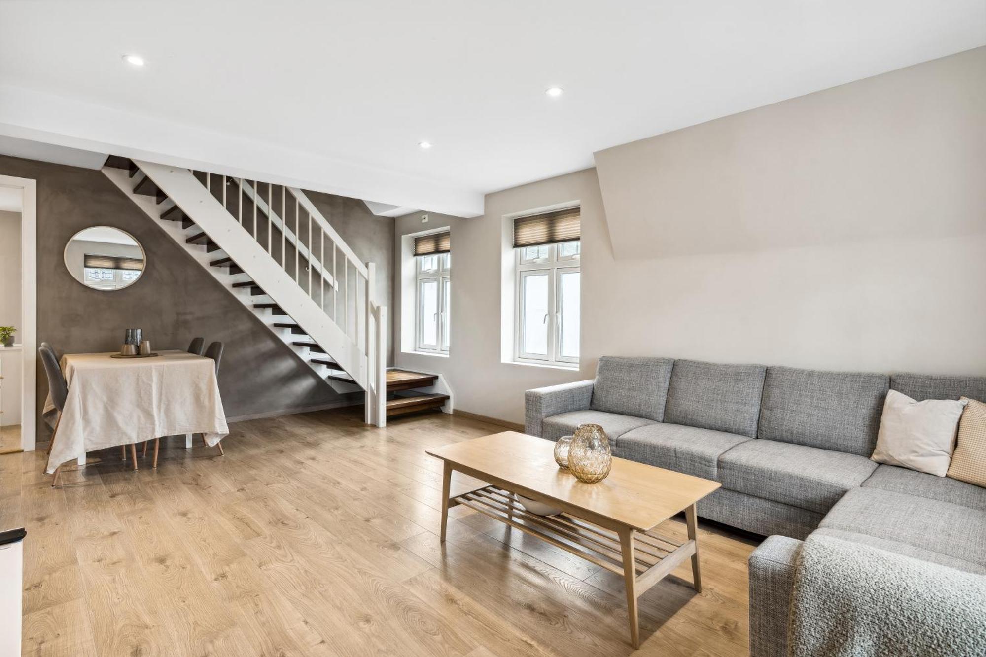 Stylish & Bright Penthouse - Office - 5 Star Location! Apartment Egersund Exterior photo