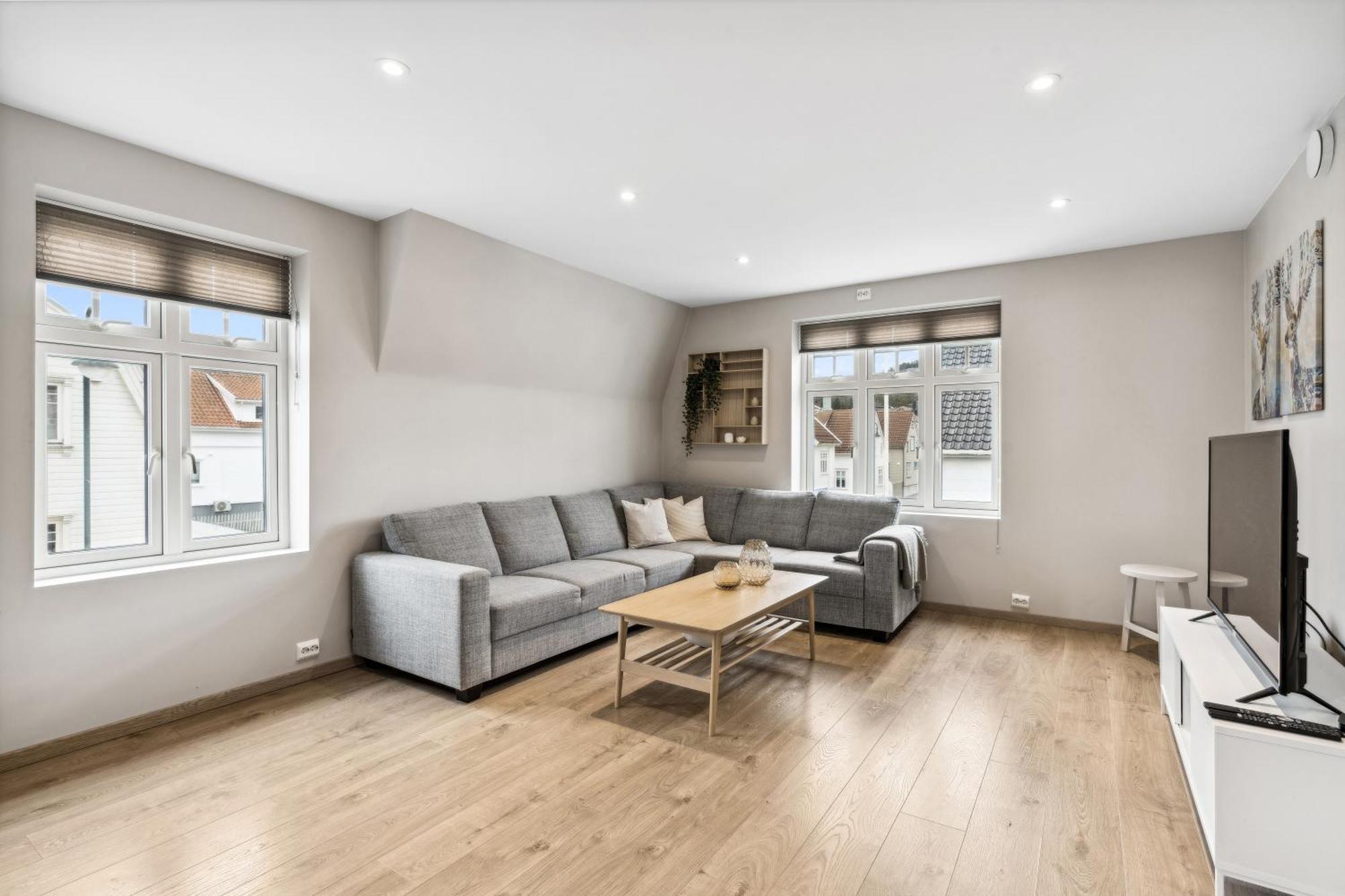 Stylish & Bright Penthouse - Office - 5 Star Location! Apartment Egersund Exterior photo