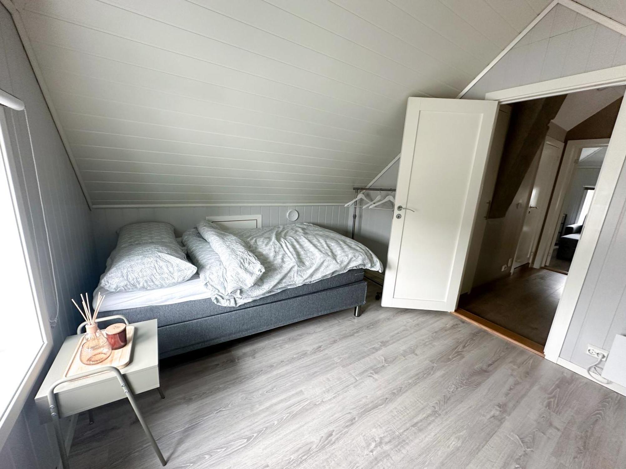 Stylish & Bright Penthouse - Office - 5 Star Location! Apartment Egersund Exterior photo